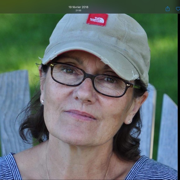 Meet your Posher, Helen - Picture 1 of 1